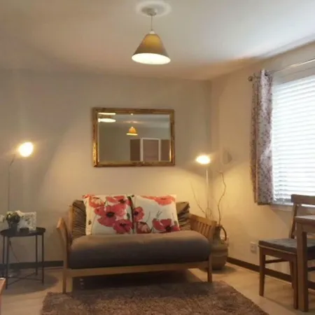 Daire Fantastic Stylish Space With Free Parking *