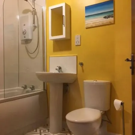 Daire Fantastic Stylish Space With Free Parking *