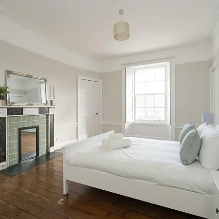 Charming & Traditional 3br Georgian * Edinburgh
