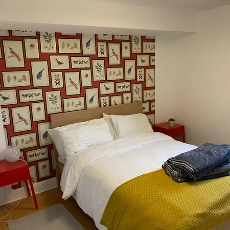 Beautiful And Modern Flat In Leith 爱丁堡