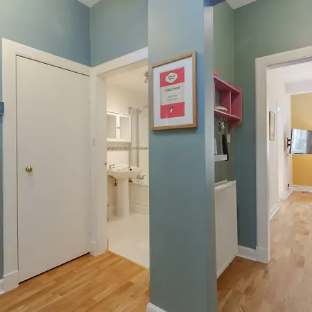 Apartment St Stephen Street Edinburgh