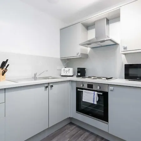 West Port Studio Apartment Edinburgh