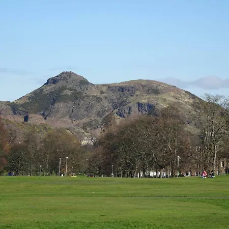 The Turret, A Lovely Period Flat In Bruntsfield * Edinburgh