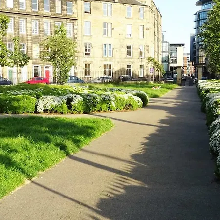 *new* Central Edinburgh, Historic 2br Διαμέρισμα Εδιμβούργο