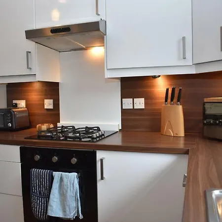 דירה 2br Flat In Affluent Morningside *