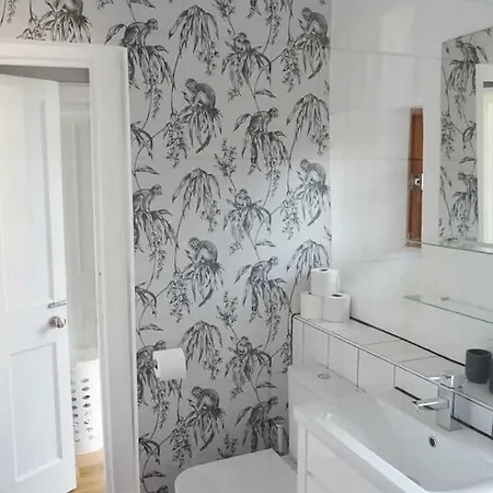 *new* Central Edinburgh, Historic 2br Εδιμβούργο