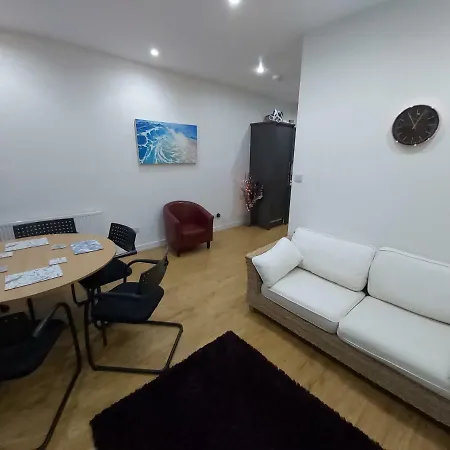 Smart Modern Prestigious Central Edinburgh