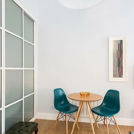 Scottish Stays - Main Door Studio In West Montgomery Place Apartment *