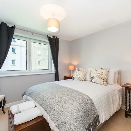 Scottish Stays - The Artworks 2 Bedroom Edinburgh