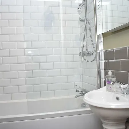 Beautiful 3br Marchmont Flat 15 Mins To Old Town