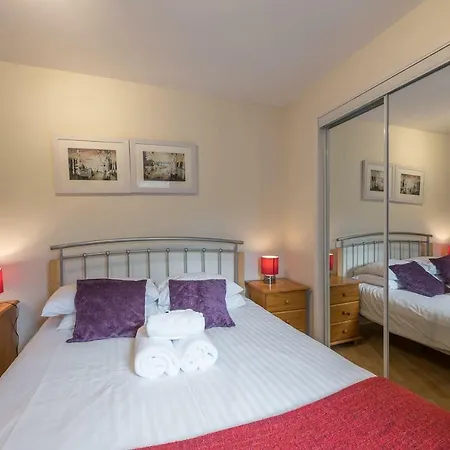 Διαμέρισμα Two Bed City Centre With Private Parking *