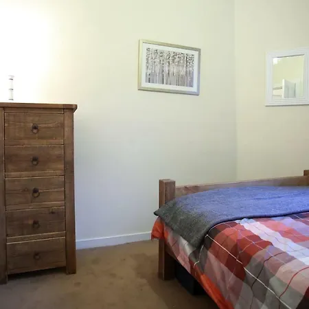 Apartment Fabulous Bright Central 2 Bed Flat - Great Value!