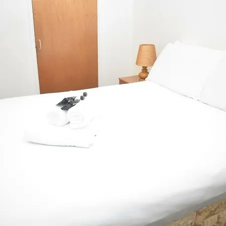 Homely 2br Apt In Residential Eastern