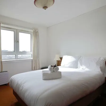 Homely 2br Apt In Residential Eastern إدنبرة