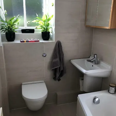 Beautiful Belgrave Garden Apt. Apartment Edinburgh