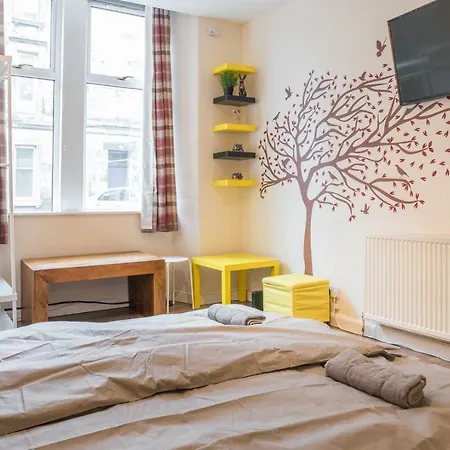 Edina * Bright City Centre Apartment *