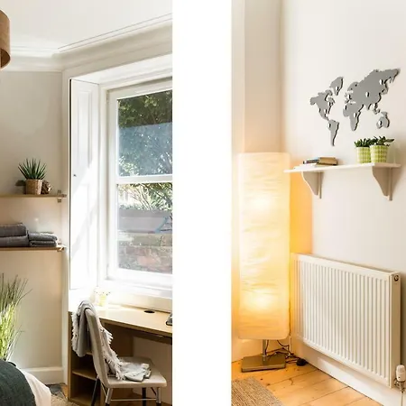 Apartment Beautiful, Traditional 2 Bedroom Main Door Flat *