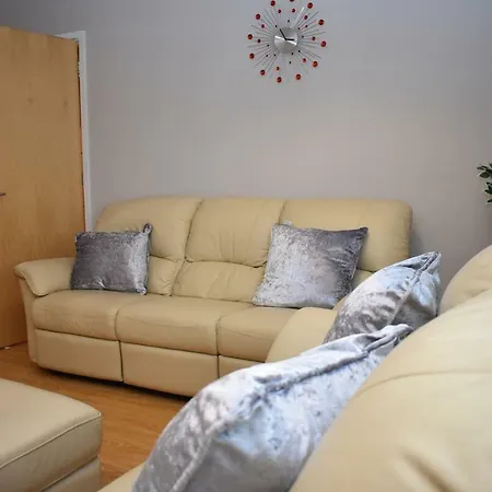 Apartment Hawkhill 15 - Bright And Spacious With Secure Parking Edinburgh
