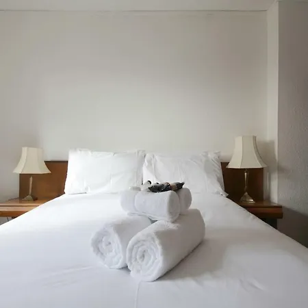 Homely 2br Apt In Residential Eastern شقة *