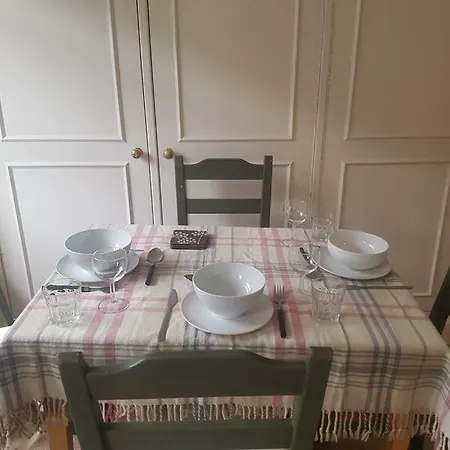 Tse Modern Apartment Edinburgh