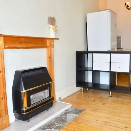 Bright & Spacious 1bd In