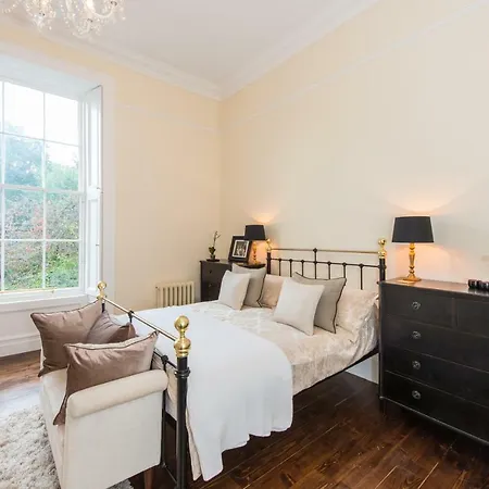 Scottish Stays - Luxurious In Royal Terrace *