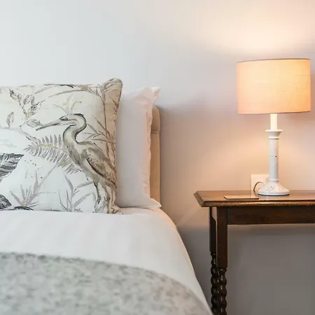 Scottish Stays - The Artworks 2 Bedroom