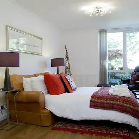 Pad Edinburgh