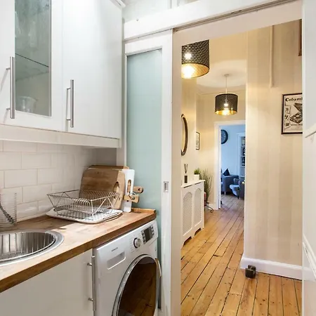 דירה Spacious And Bright Central *