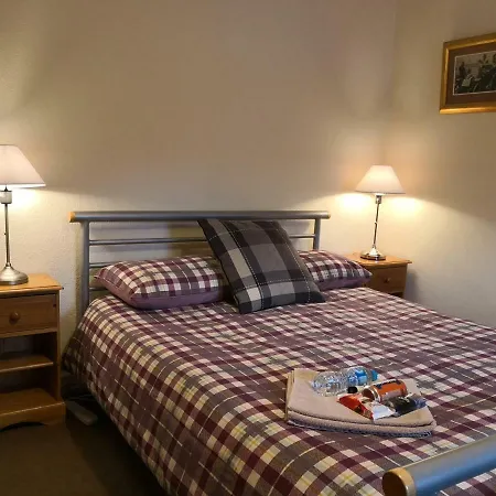 Tartanrooms Edinburgh