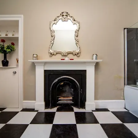 Apartment Dundas Street Georgian Townhouse
