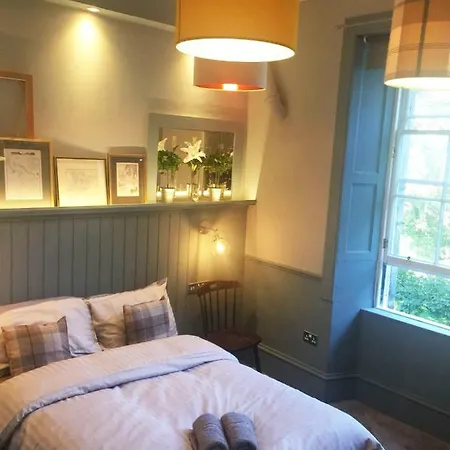 Luxury Next To Castle Appartamento Edimburgo