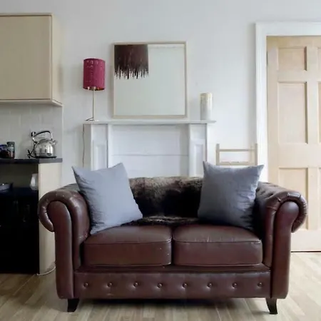 Central Flat 5 Minutes To Castle & Royal Mile Apartamento Edimburgo