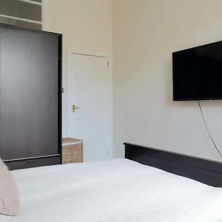 Central Flat 5 Minutes To Castle & Royal Mile Apartment
