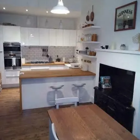 Stylish 3br Apt In Beautiful Residential * Edinburgh