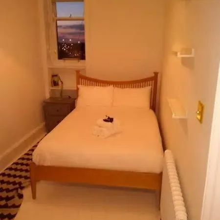 Apartment Stylish 3br Apt In Beautiful Residential Edinburgh