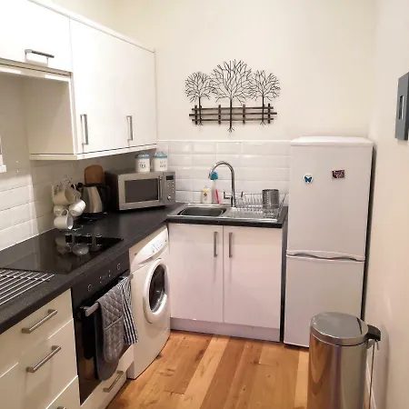 Buccleuch Place Residence, Off George Square, Sleeps 4 *
