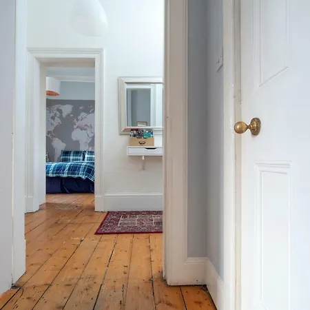 Hillside Apartment Edinburgh