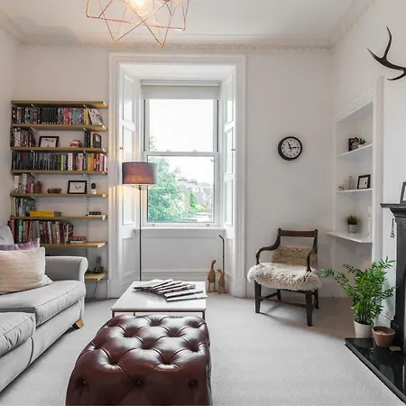 Fashionable And Spacious Portobello Διαμέρισμα *