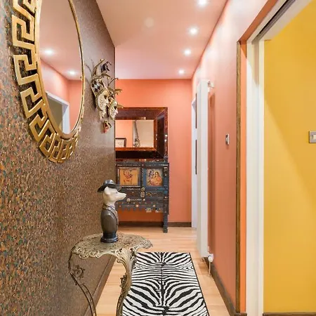 The Park At Holyrood Edinburgh