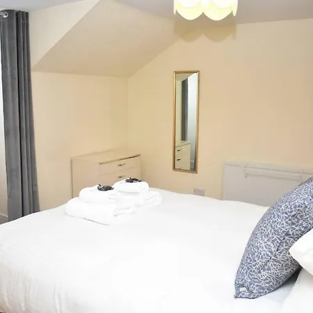 Lovely 3br In Beautiful Green Surroundings * Edinburgh