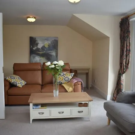 Lovely 3br In Beautiful Green Surroundings * Edinburgh