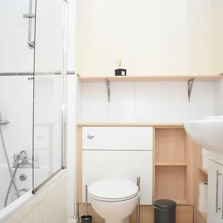 Apartment Brunswick Road - Spacious 3br 10 Minutes From Princes Street
