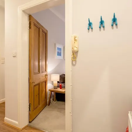 Apartment Scottish Stays - 1 Bedroom Flat In The Heart Of Leith Edinburgh