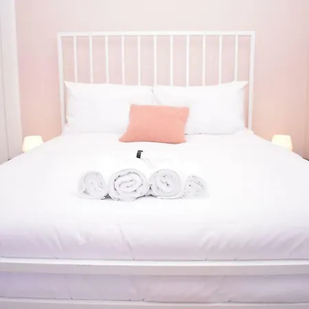 Modern And Bright Nearby City Centre! Appartement *