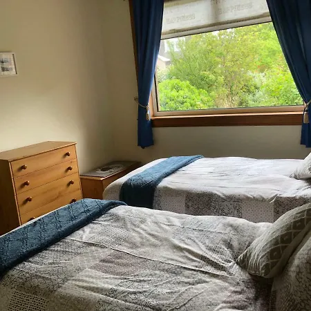 בית נופש Woodlands Bungalow *
