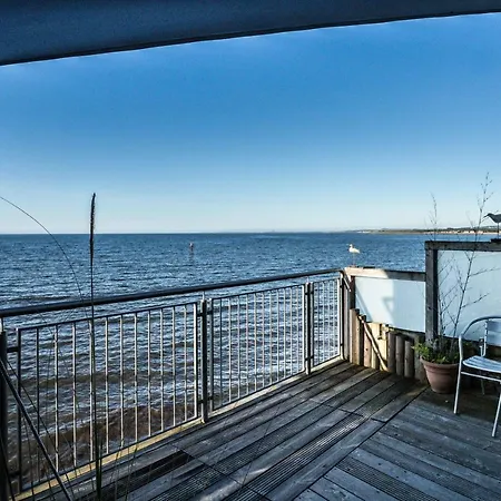 Ark At Anchor Apartment *