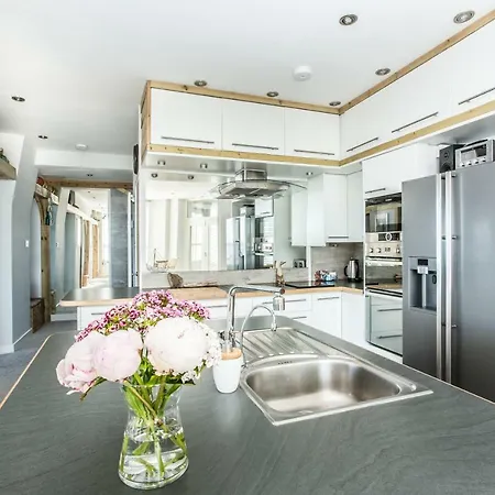 Ark At Anchor * Édimbourg