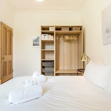 1br Scandi Design In City! Διαμέρισμα Εδιμβούργο