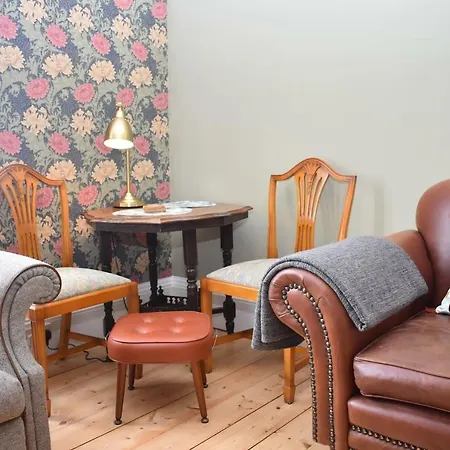 Beautiful 3br Marchmont Flat 15 Mins To Old Town Edynburg